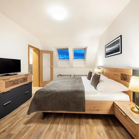 Apartament Pihel *