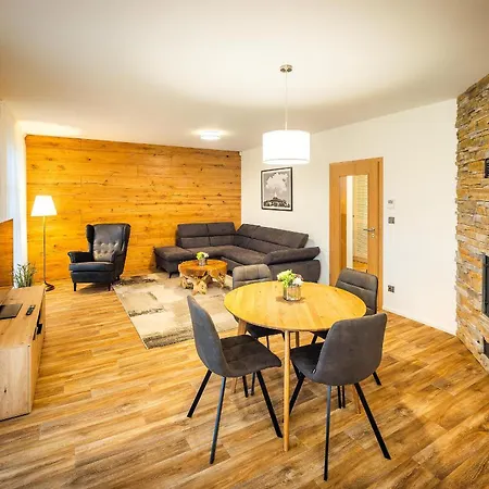 Apartament Pihel *